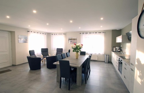 Morville Cottage | Spacious Cottage with Wi-Fi in Normandy