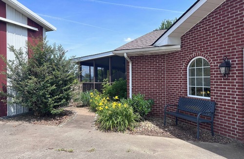 Pine Knot House | Spacious Country Home - uniquely located for great family fun