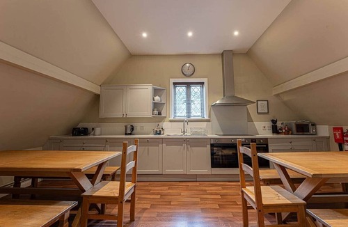 Newmarket Apartment | Spacious Country House Apartment