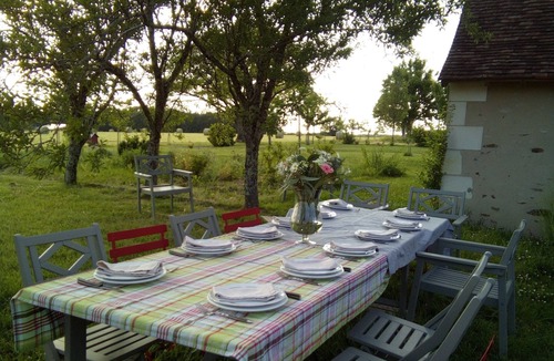 Preaux House | Spacious Country House with Private Terrace, Shared Garden, and Wi-Fi