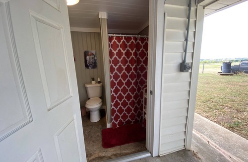 Brenham Other | Spacious Country Living Located In The Heart Of Brenham