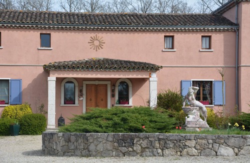 Montdurausse House | Spacious country villa on a park with swimming pool