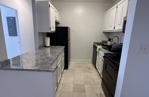 West Hartford Apartment | Spacious Cozy 1BR Apartment