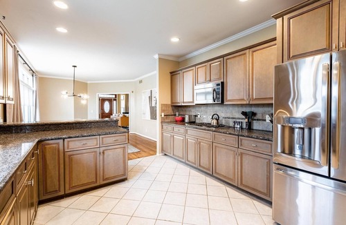 Birmingham House | Spacious & Cozy 4BR Birmingham Home