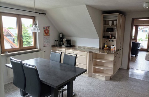 Peissenberg Apartment | Spacious cozy apartment near the Ammernähe with balcony