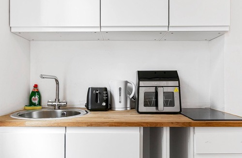 West Hampstead Apartment | Spacious, cozy flat, West Hampsted | Pass the Keys