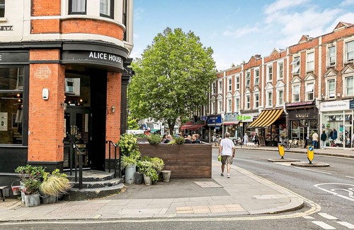 West Hampstead Apartment | Spacious, cozy flat, West Hampsted | Pass the Keys