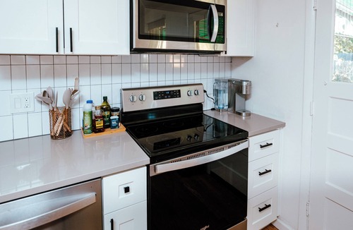 Arvada House | Spacious & Cozy Home near Olde Town Arvada