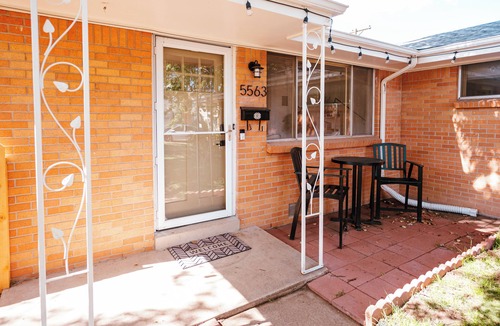Arvada House | Spacious & Cozy Home near Olde Town Arvada
