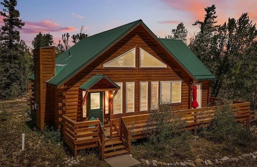 Warm Springs Cabin | Spacious & Cozy Mountain Cabin in Fairplay