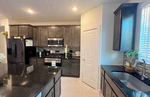 Houston House | Spacious & Cozy Stay for Families & Groups 5 bedroom house in Houston