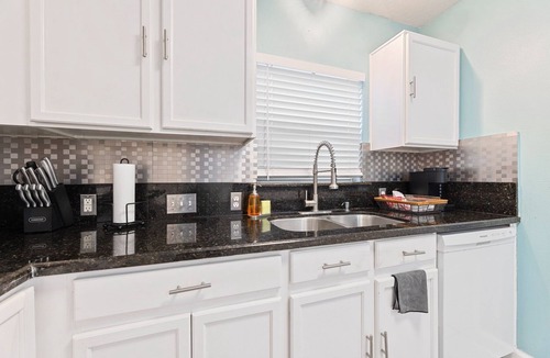 Clodine House | Spacious & Cozy Sugar Land Home – Perfect for Families and Remote Workers