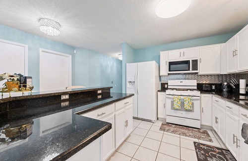Clodine House | Spacious & Cozy Sugar Land Home – Perfect for Families and Remote Workers
