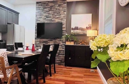 Cedar Park Apartment | Spacious & Cozy with luxury furnitures/1 King+2 Queen/-University City