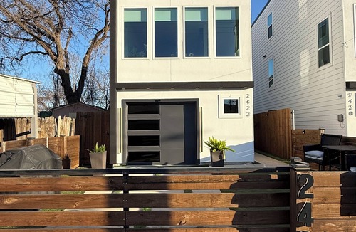 Dallas House | Spacious Dallas Home Minutes to Downtown