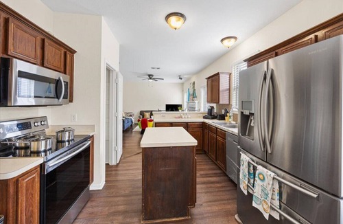 Dallas House | Spacious Dallas TX 4BR Family Escape w/Peloton!