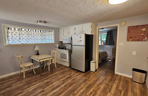 Manistee Apartment | Spacious Decorated Apartment: Your Perfect Stylish Living Space