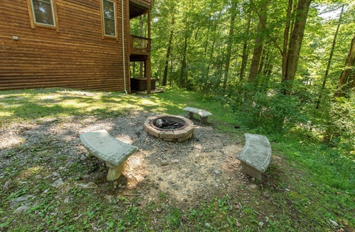 McHenry House | Spacious Deep Creek Stay w/Rustic Charm