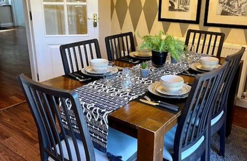 Knowle Sands House | Spacious detached 5 bedroom house with a fireplace