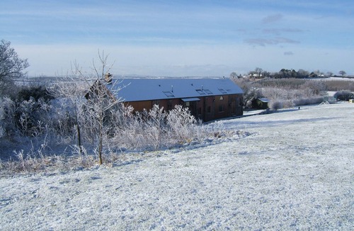 Worlington House | Spacious detached Barn, beautifully appointed