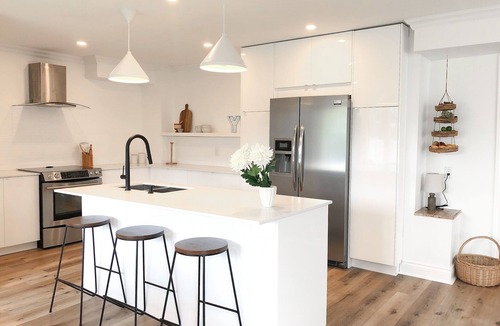 Long Branch House | Spacious Detached House close to Downtown and Lake