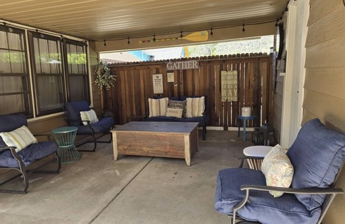 Glenwood Springs House | Spacious Downtown Oasis