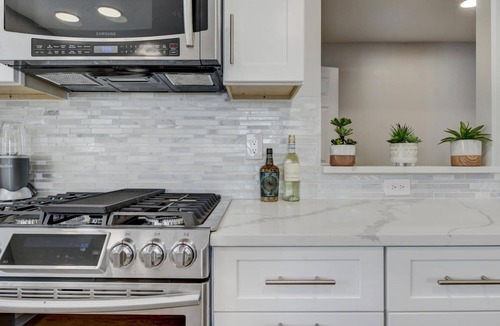 Princeton Condo | Spacious Downtown 2BR w/Parking