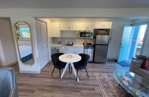 York Apartment | Spacious Downtown Studio | A+ Location | Near WWU