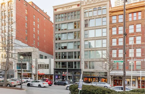 Mile Square Apartment | Spacious Downtown Indianapolis Luxury 1BR Full Kitchen
