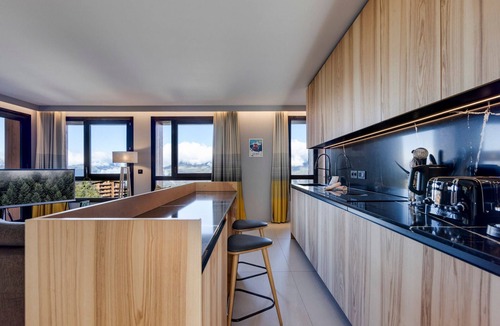 Arc-1800 Apartment | Spacious Duplex with Spa, 4 Bedrooms, Arc 1800
