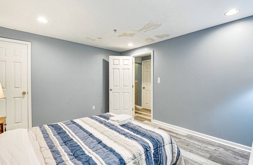 Graceland Park House | Spacious Dundalk Townhome: 8 Mi to Inner Harbor!