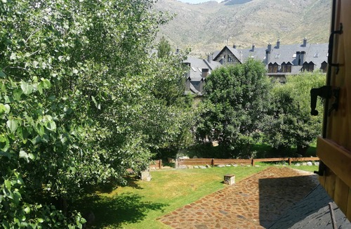 Taull Apartment | Spacious duplex with fireplace Isard 2