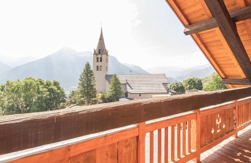 Puy-Saint-Pierre Apartment | Spacious duplex for 12, panoramic view, Puy-Saint-Pierre