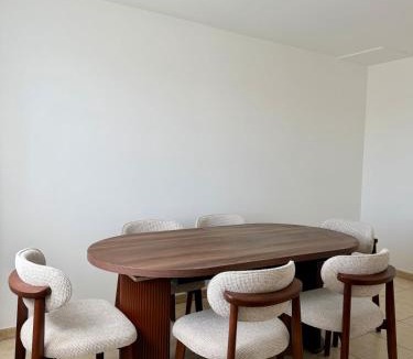 Marly-la-Ville Apartment | Spacious Duplex for 6 people, Parc Astérix, CDG