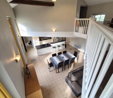 Grosbreuil House | Spacious duplex house in Grosbreuil