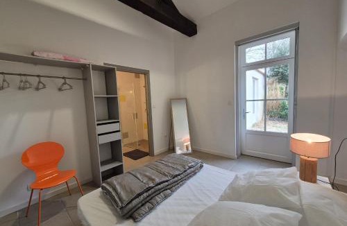 Grosbreuil House | Spacious duplex house in Grosbreuil