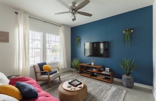 Denver Heights House | Spacious Duplex Near River Walk Two Modern Homes