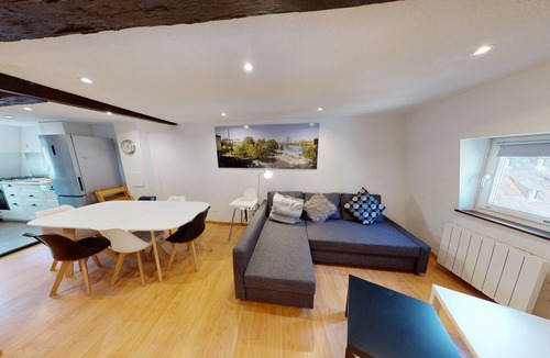 Petite-France Apartment | spacious duplex near petite france up to 4