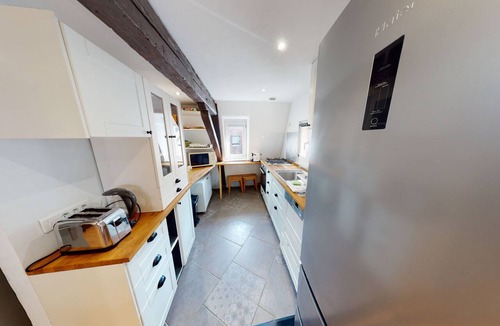 Petite-France Apartment | spacious duplex near petite france up to 4