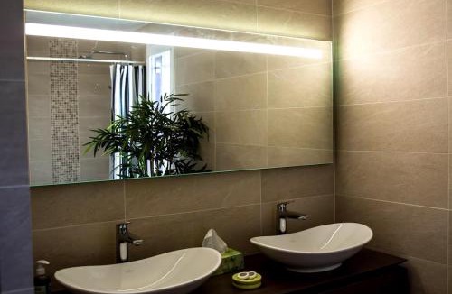Pantin Apartment | Spacious Duplex Pantin, near Paris