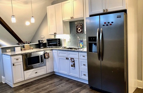 Rosebank Apartment | Spacious East Nashville 2 Bed Apartment