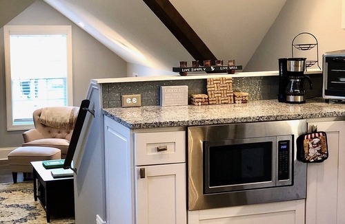 Rosebank Apartment | Spacious East Nashville 2 Bed Apartment