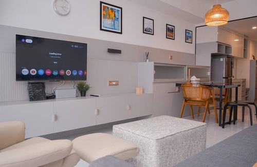 Bumi Serpong Damai Apartment | Spacious & Elegant 3BR Apartment at Sky House BSD