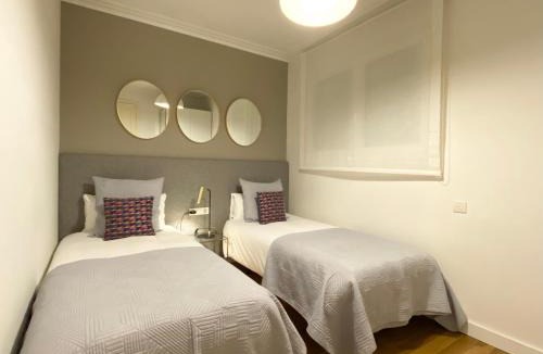 Sant Gervasi Apartment | Spacious Elegant on Avenue Diagonal By MyRentalHost