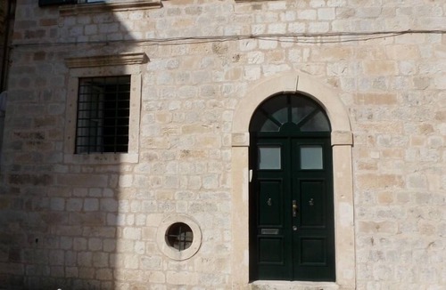 Dubrovnik Old Town Apartment | Spacious, elegant studio in the heart of Old Town