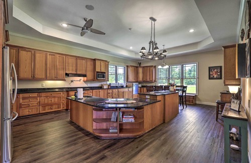 Houston County House | Spacious Elko Home - 6 Mi to Georgia Fairgrounds!