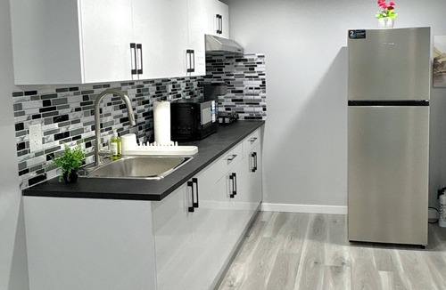 Winnipeg House | Spacious Entire Basement Suite + Parking | Self Check-In + Wi-Fi