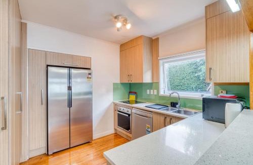 Epsom House | Spacious Entire Home in Epsom