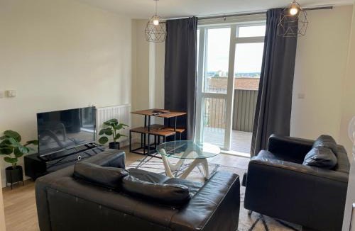 North End Apartment | Spacious Erith Apartment