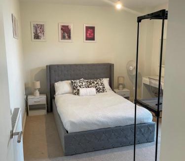 North End Apartment | Spacious Erith Apartment